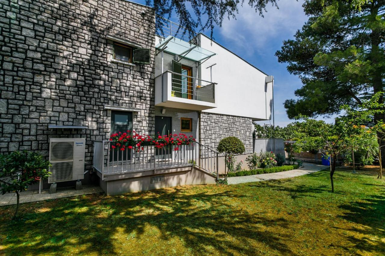Studios Nada Krk Town Exterior photo
