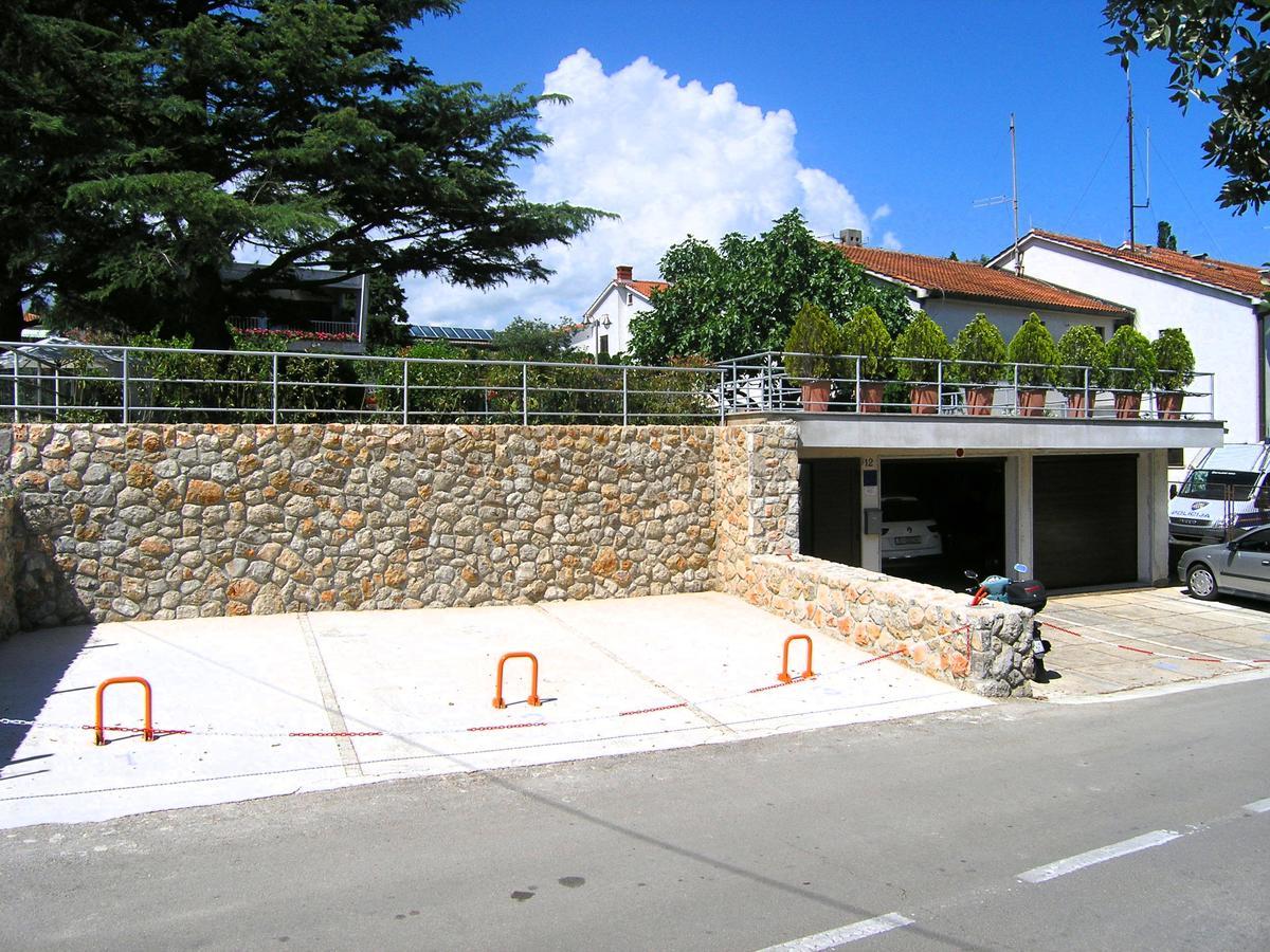 Studios Nada Krk Town Exterior photo