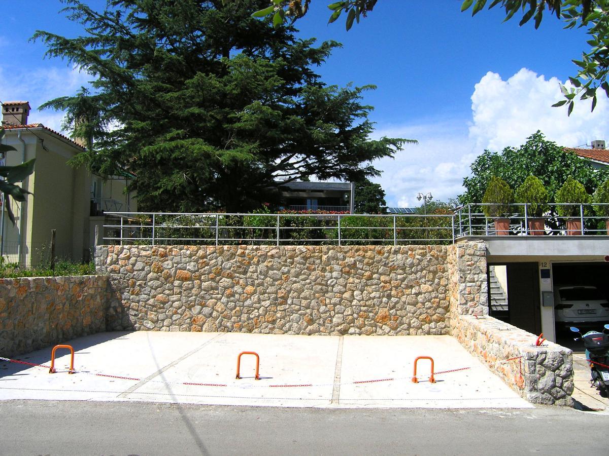Studios Nada Krk Town Exterior photo